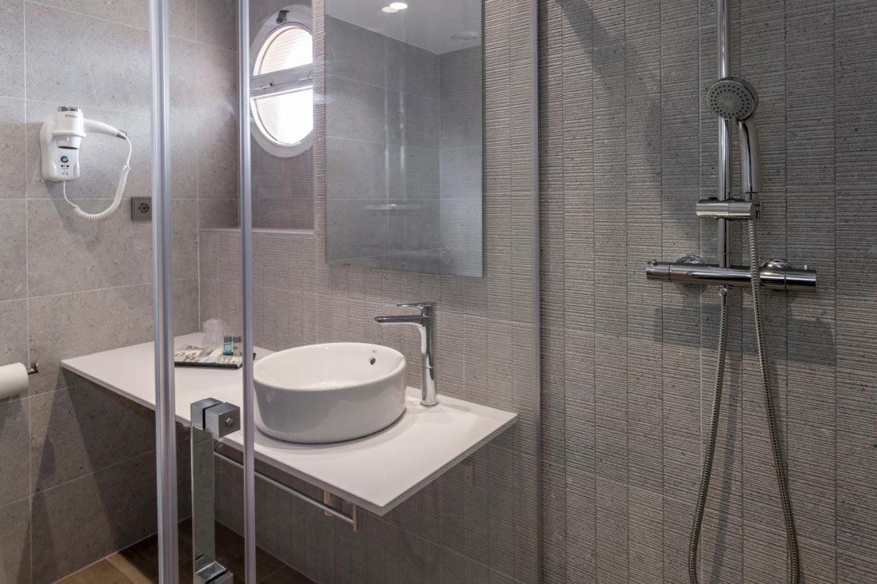 Standard Double Room (2 Adults)