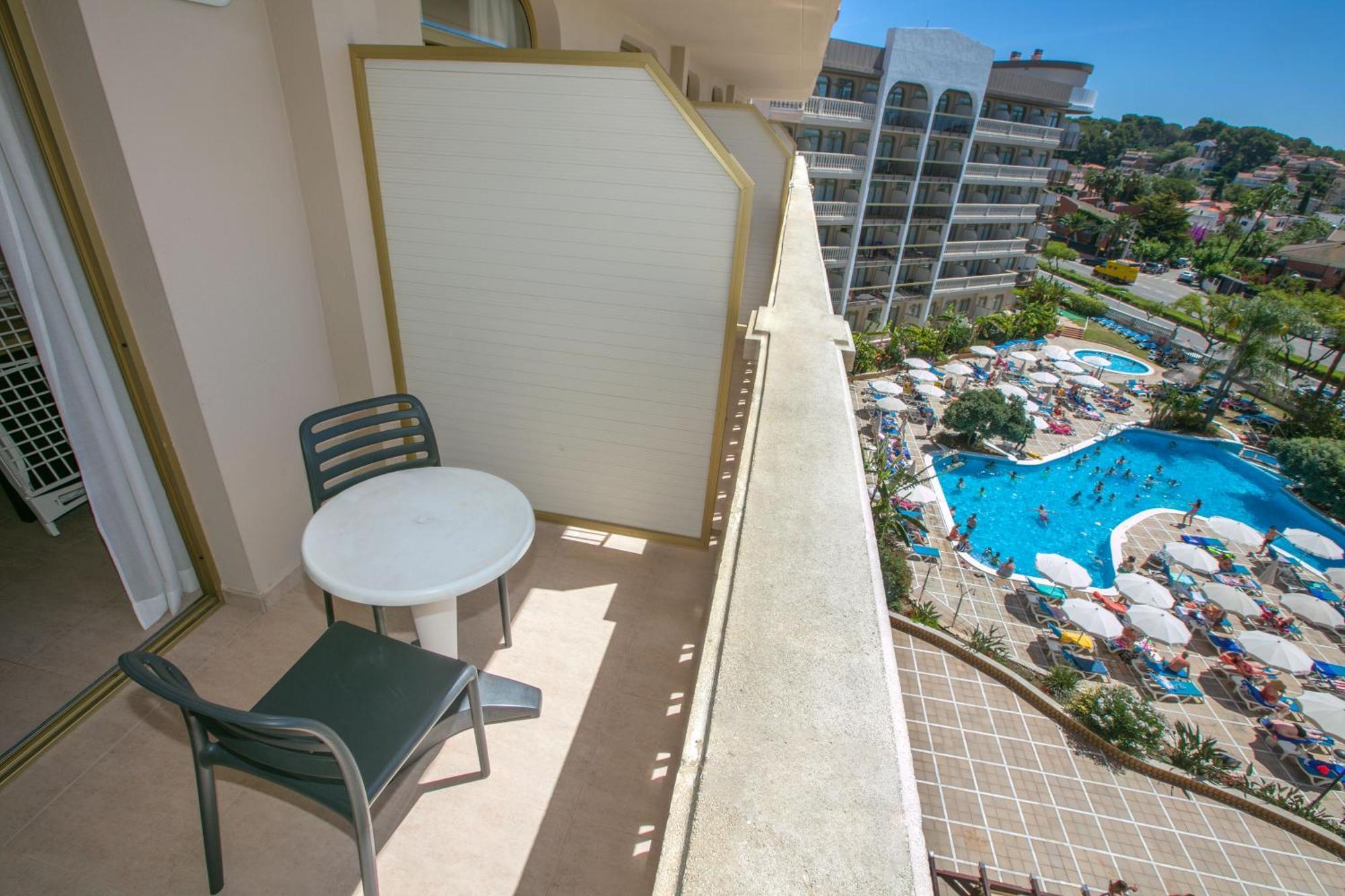 Apartment (1 Adult)