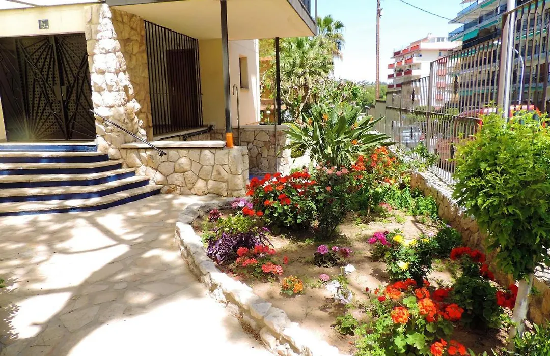 Apartment In Salou Next To The Beach For Families,Wifi-1