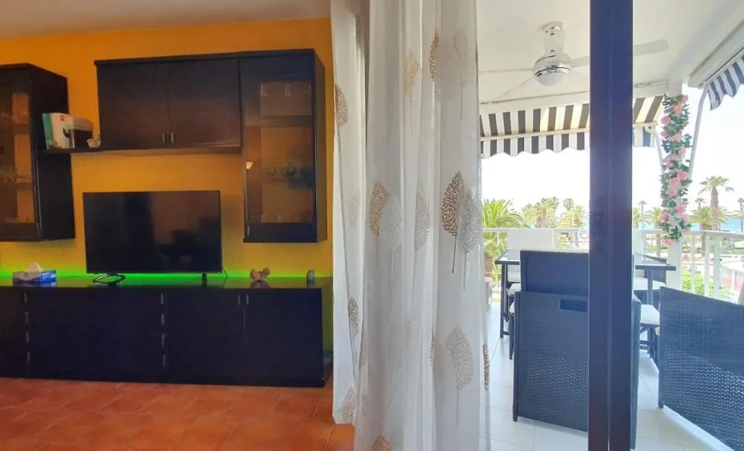 Encantadora Vivienda En El Paseo Maritimo De Salou-1