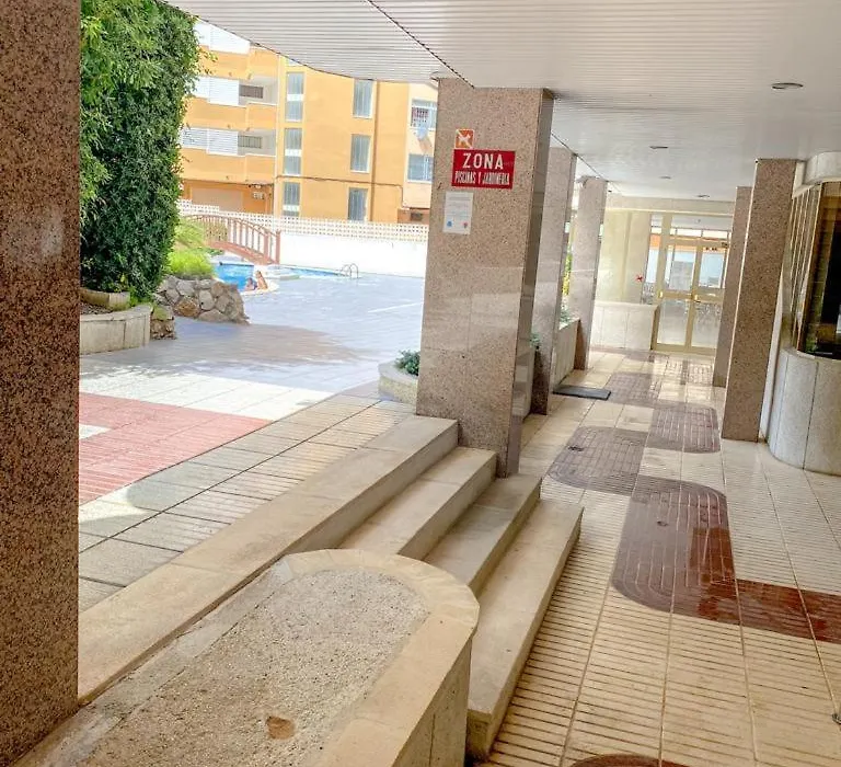 Precioso apartamento con piscina, y cerca de la playa-1