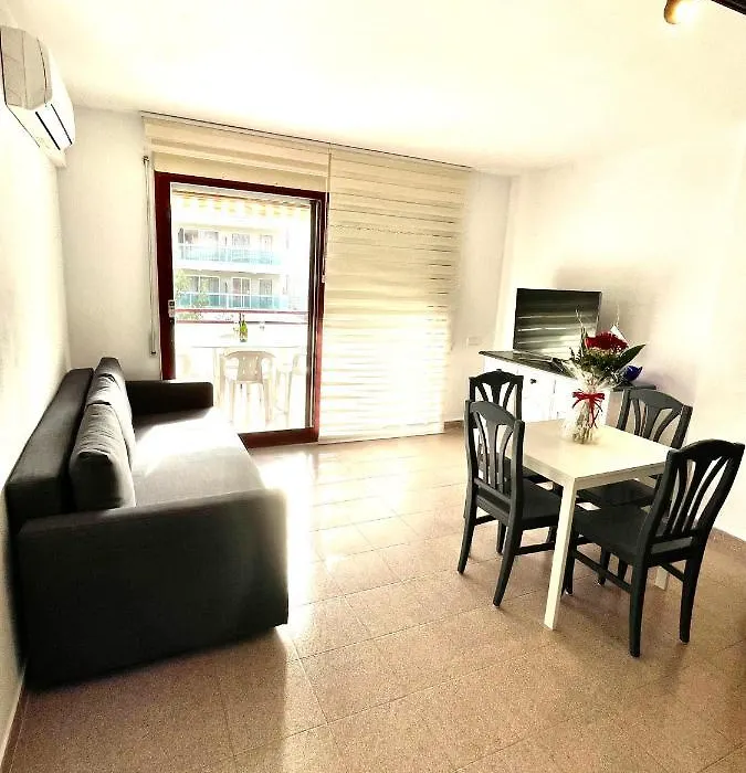 Superbe Appartement Avec Piscine, Plage A 300M! Port Aventura A 5 Mn!-1