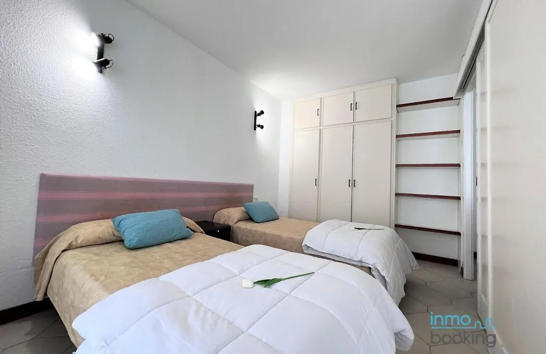 Beach Novelty Salou 3, Climatizado, Piscina, Playa Y Wifi-1