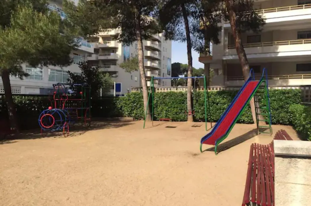 Apartamento Centrico Y Con Piscina A 5 Min. Playa-1