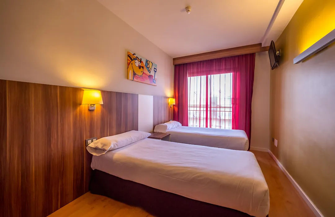 Golden Avenida Family Suites 4 Sup-1