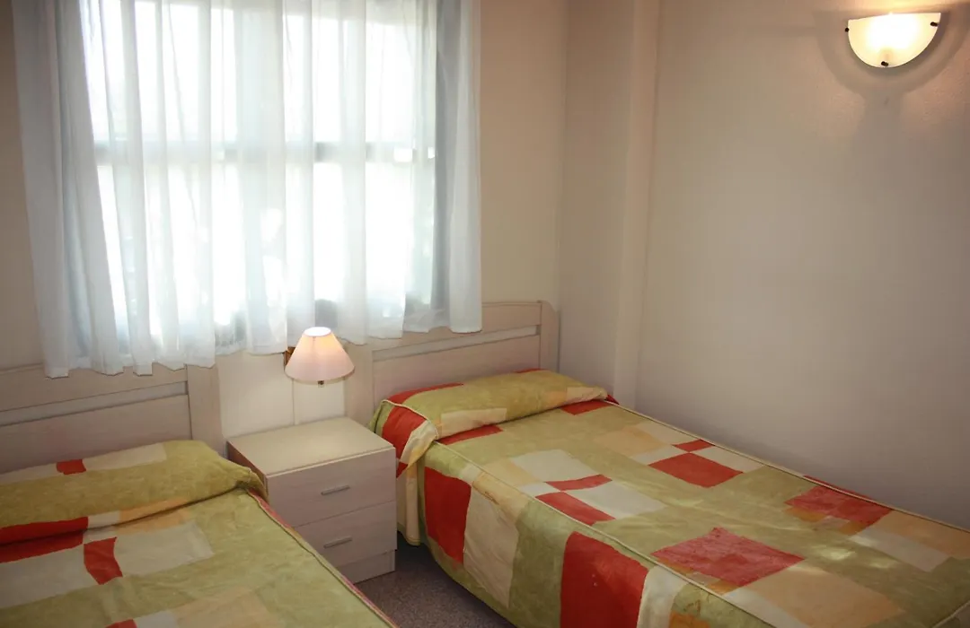 Apartamentos Aventura Salou-1