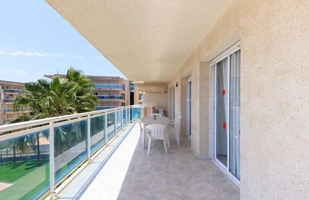 Rentalmar Ventura Village Families-1