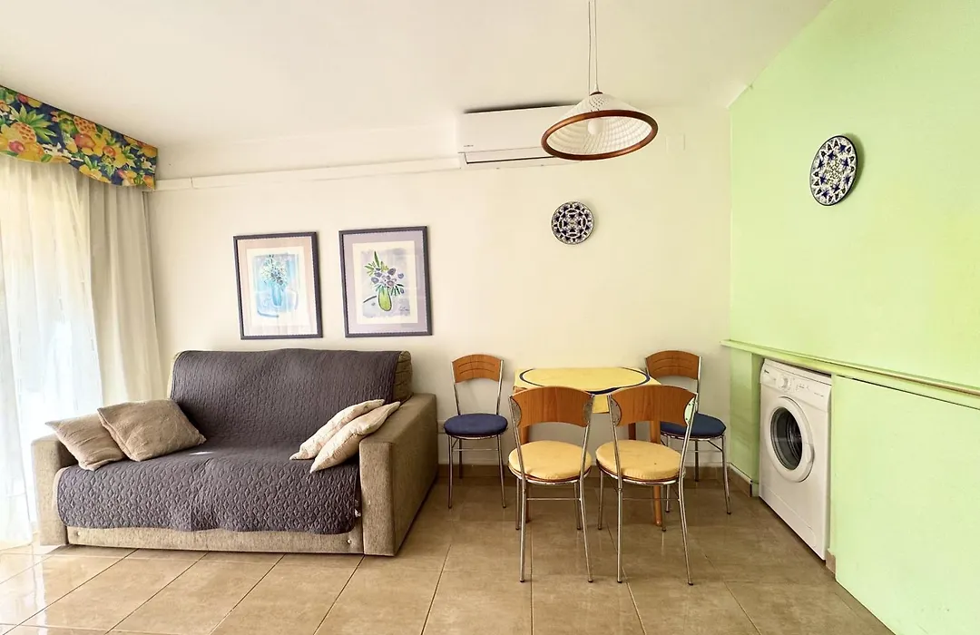 Apartsalou Penedes-1