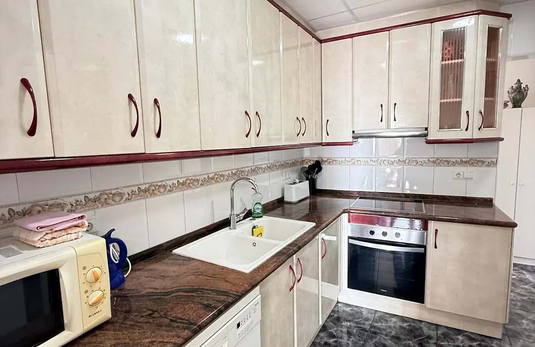 Apartamento 1 línea de playa + Parking! Salou-1