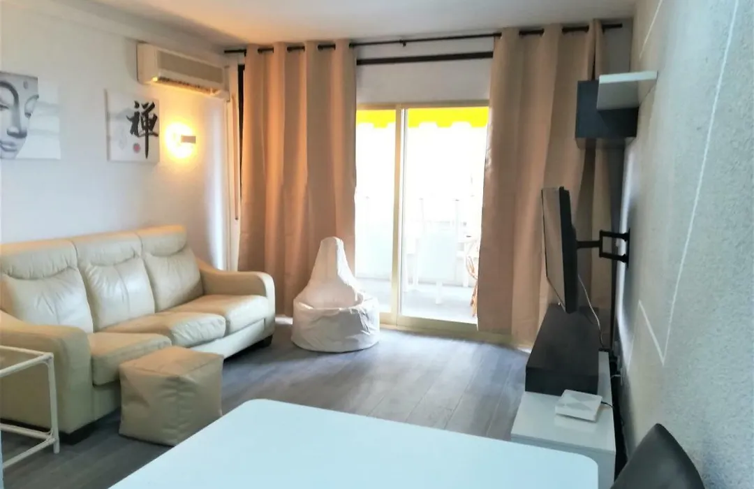 Amazing Buigas Luxe Apartment-1