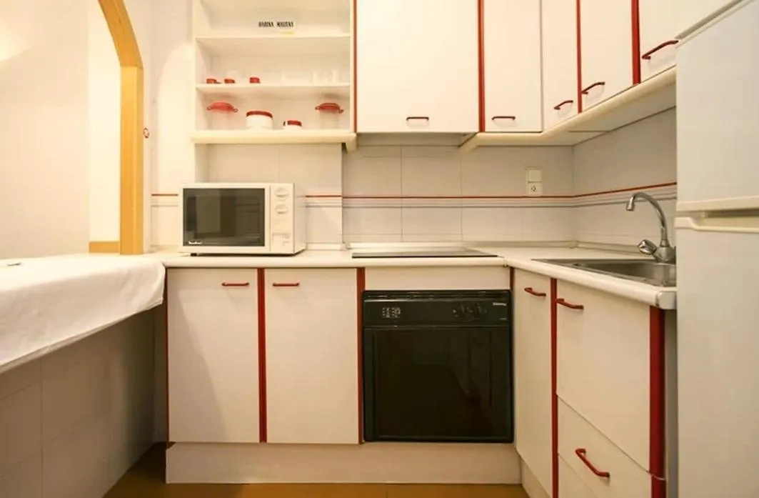 Apartment In Salou/Costa Dorada 3908-1