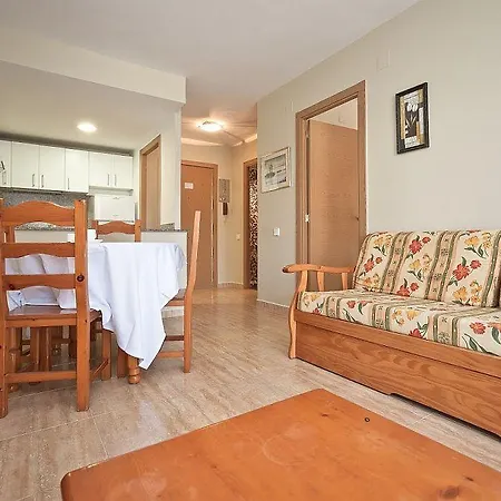 Royal Rentalmar Apts-3
