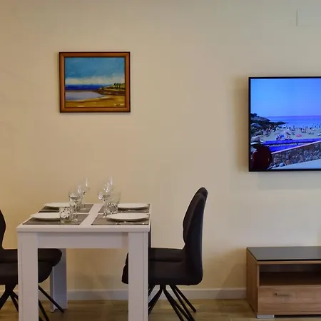 Apartment In Salou Next To The Beach For Families,Wifi-2