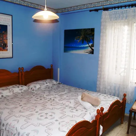 Apartment With Direct Access To The Sea-3