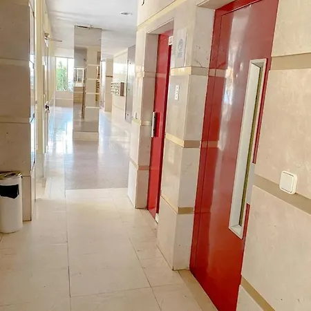 Precioso apartamento con piscina, y cerca de la playa-2