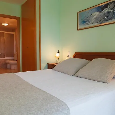 Uhc Village Park Apartments-2