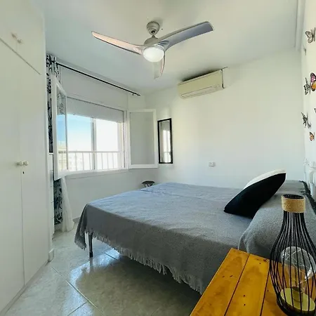 Apartamento, Vistas Frontales Al Mar A 30 Segundos De De La Playa-2