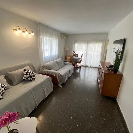 Lovely One Bedroom With Terrace And Pool-2