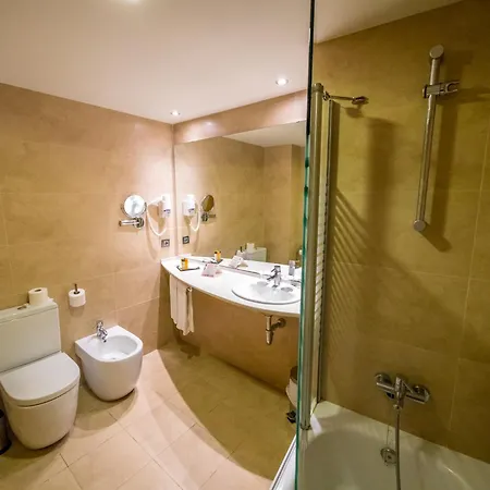 Golden Avenida Suite-3