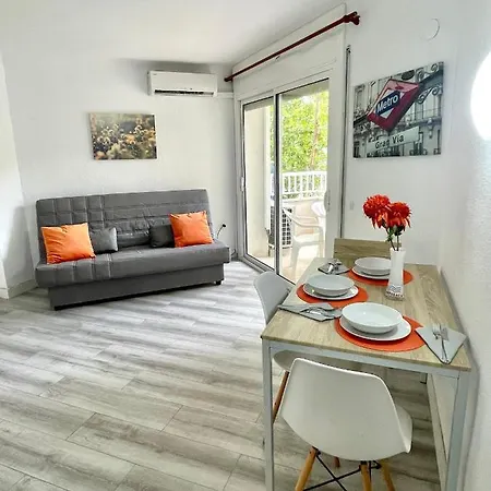 Apartbeach Jazmin Muy Lumunoso Climatizado Y Junto Playa Principal-3