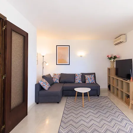 Uhc Capote Family Apartments-3