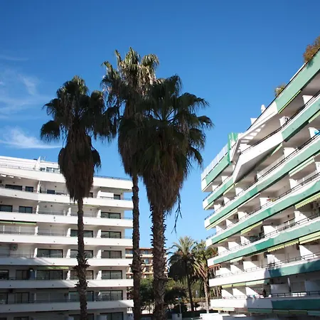 Apartamentos Aventura Salou-3