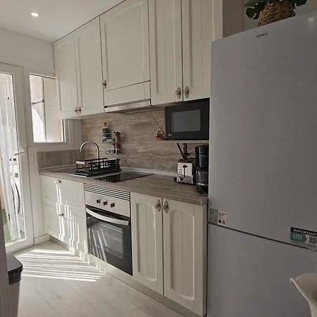 Apartamento Jardines De Babilonia! Wifi! Playa! Port Aventura!-2
