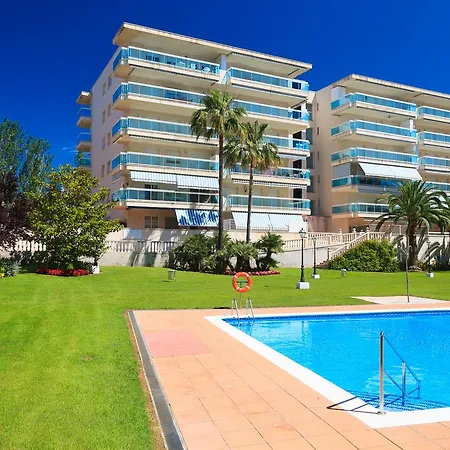 Uhc Village Park Apartments-3