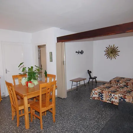 Apartamentos Zeus Alexis-2