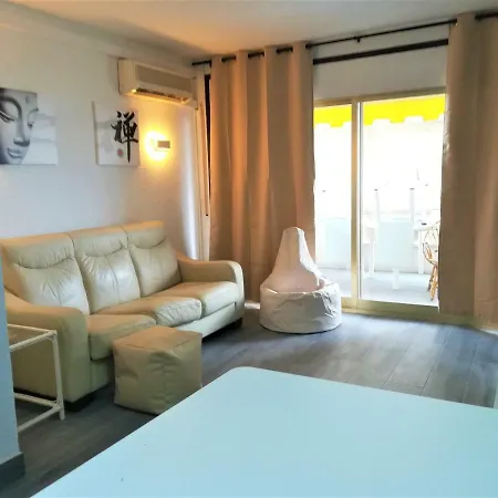 Amazing Buigas Luxe Apartment-2