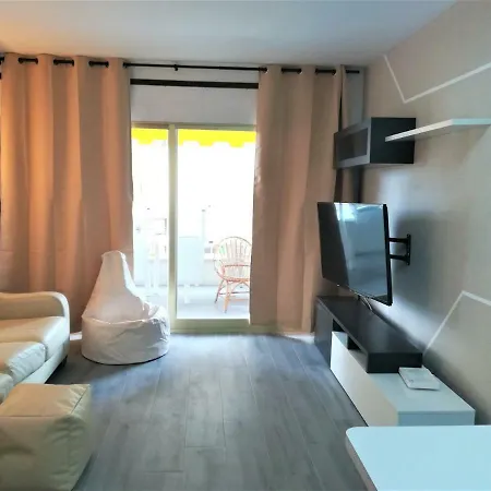 Amazing Buigas Luxe Apartment-3