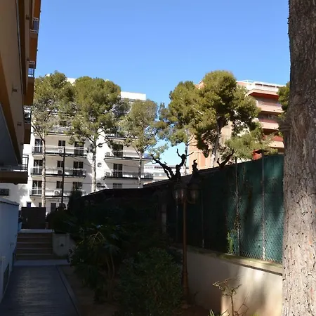 Luminoso Y Amplio Apartamento En Salou Con Piscina-3