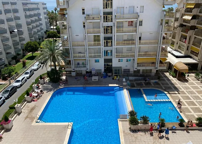 Apartamento con piscina en 1ª línea de playa en Salou