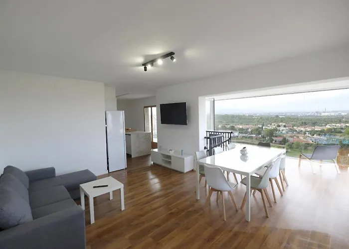 Panoramic Villa Planet Costa Dorada - Solo Familias Salou avec Piscine